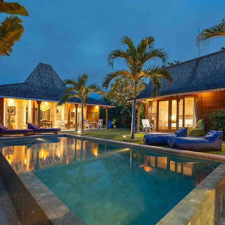 Villa Du Bah - Family Gateway 3Br Villa 12Min To Beach With Private Pool And Parking Kerobokan Εξωτερικό φωτογραφία